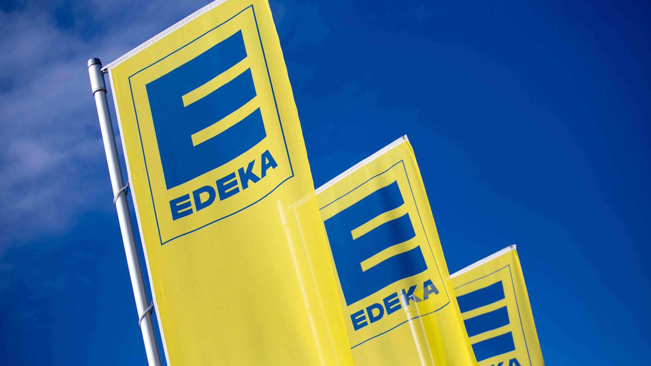 EDEKA Fahnen in gelb-blau
