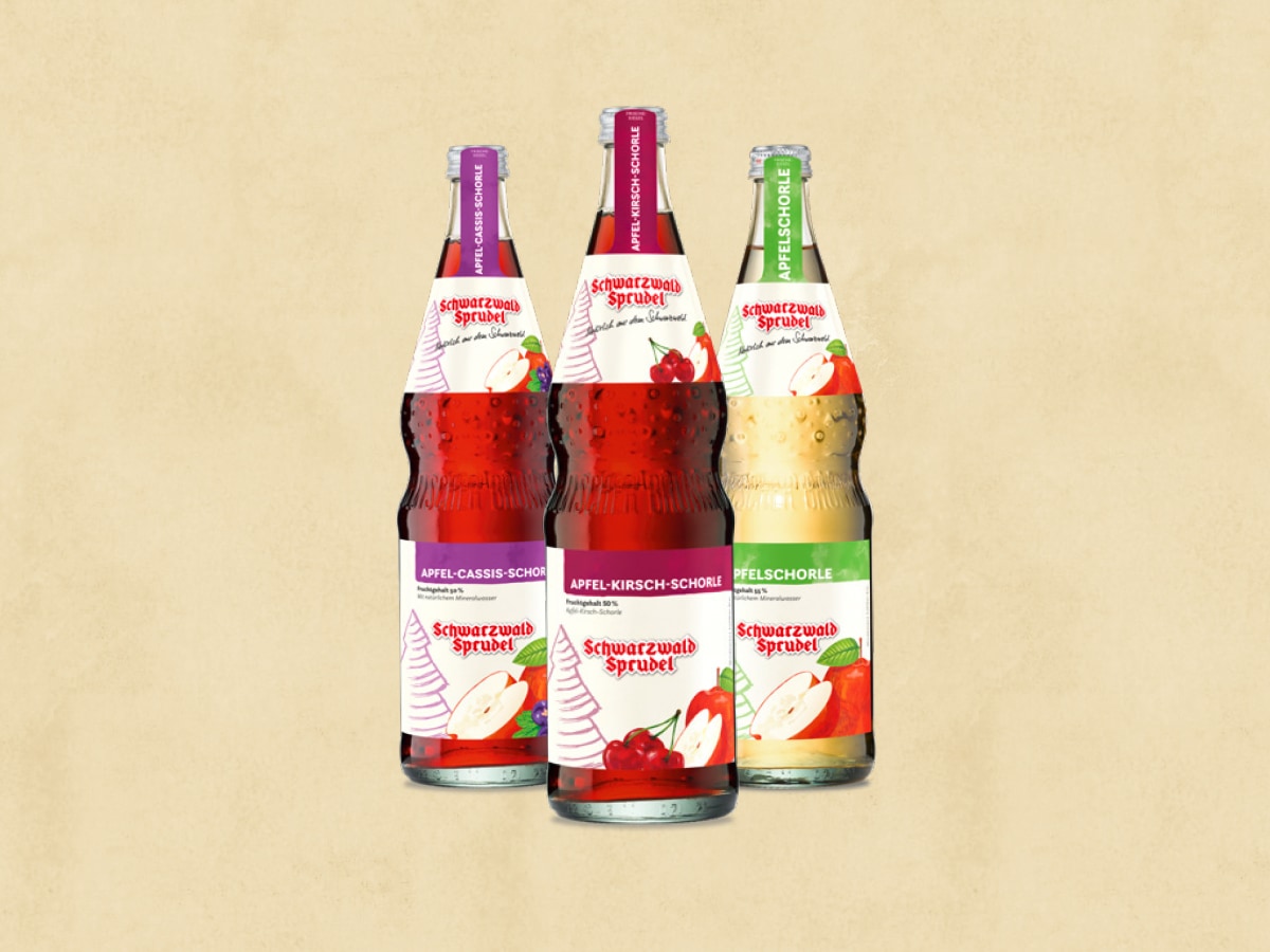 EDEKA Südwest Schwarzwald-Sprudel Mineralwasser Quelle Apfelschorle Apfel-Kirsch-Schorle Cassis Schorle
