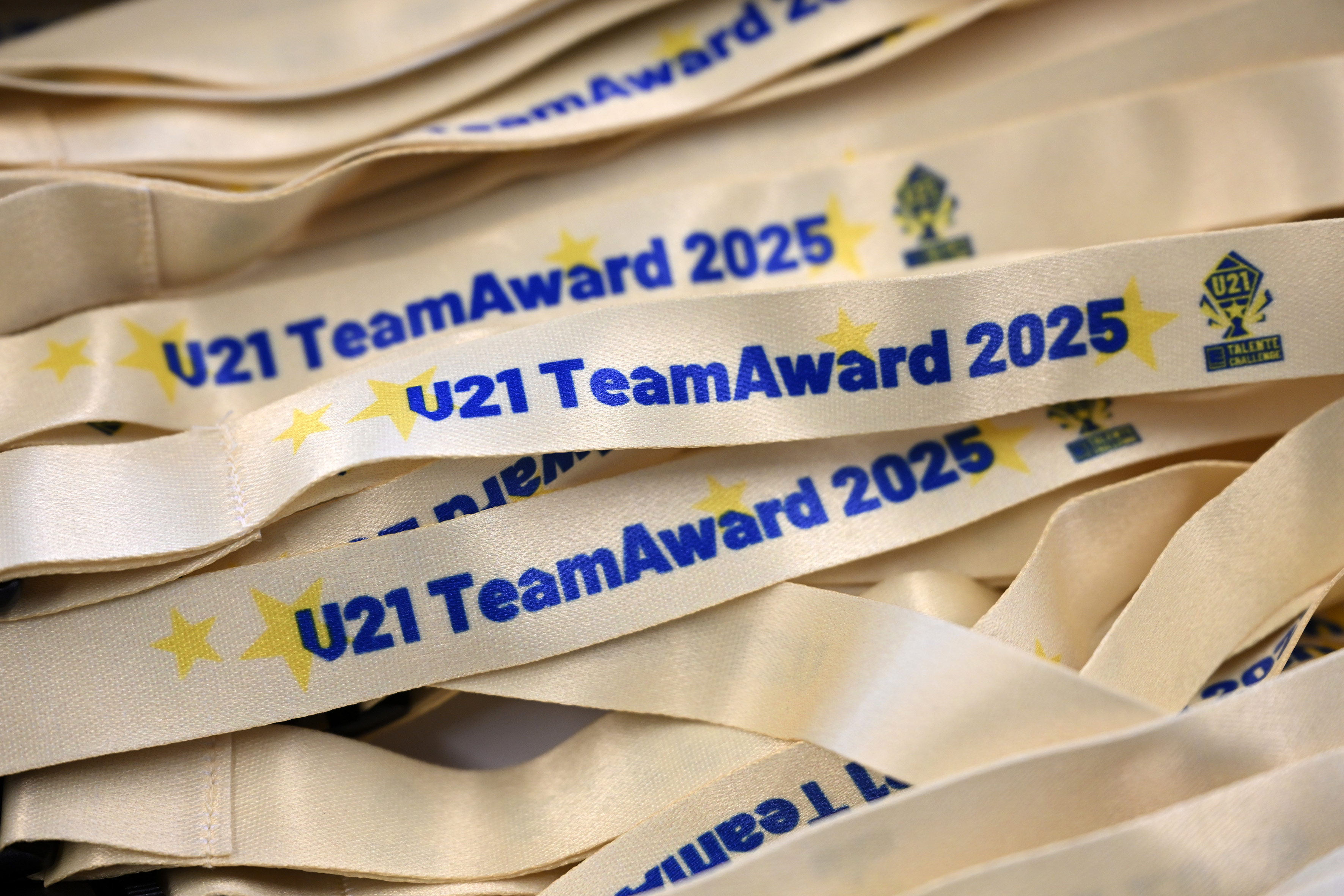 Schlüsselbänder mit "U21 Team-Award 2025" bedruckt